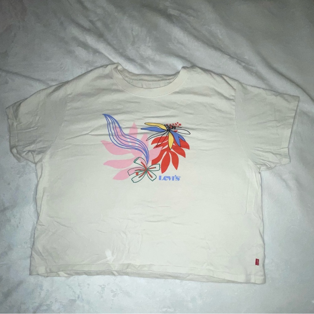 Levi’s tee-shirt